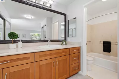 1810 Central Avenue #310, Alameda, CA 94501 - Photo 30