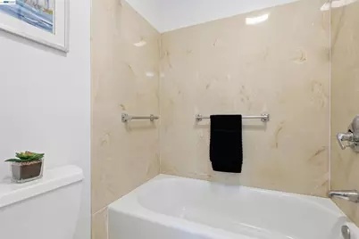 1810 Central Avenue #310, Alameda, CA 94501 - Photo 32