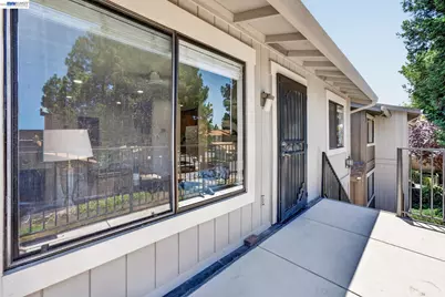 237 Galano Plaza, Union City, CA 94587 - Photo 4
