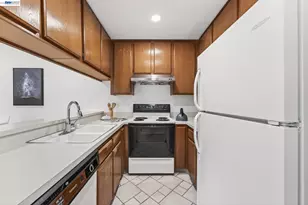 237 Galano Plaza, Union City, CA 94587 - Photo 12