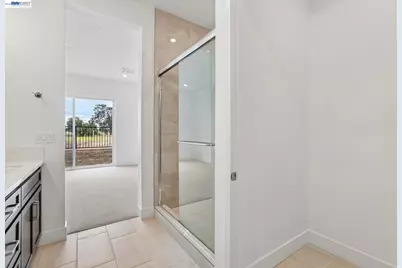 1095 Riverbend Drive, Brentwood, CA 94513 - Photo 18