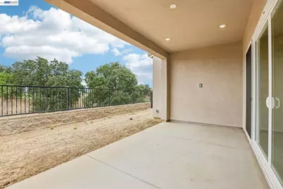1079 Riverbend Drive, Brentwood, CA 94513 - Photo 22