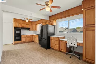 15006 Alexandria St, San Leandro, CA 94579 - Photo 2