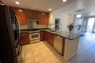 423 7th St, Oakland, CA 94607 - Photo 4