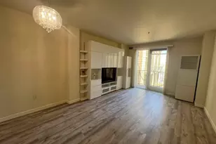 423 7th St, Oakland, CA 94607 - Photo 2