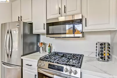 6124 Santa Cruz Ave, Richmond, CA 94804 - Photo 10
