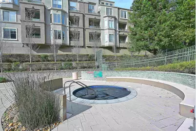 280 Caldecott Ln #221, Oakland, CA 94618 - Photo 28