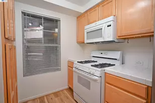 280 Caldecott Ln, Oakland, CA 94618 - Photo 12
