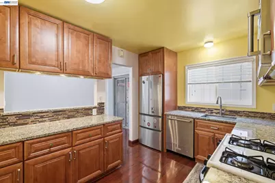 2043 Reynolds St, San Leandro, CA 94577 - Photo 10