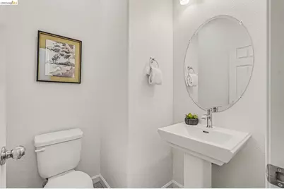 38 Fern Ln, Pittsburg, CA 94565 - Photo 14