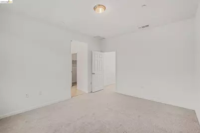 38 Fern Ln, Pittsburg, CA 94565 - Photo 18