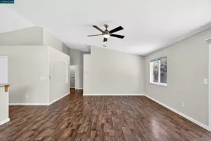 4968 Kimball Hill Cir, Stockton, CA 95210 - Photo 18