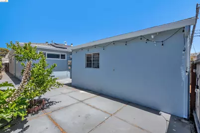 733 40th St, Richmond, CA 94805 - Photo 32