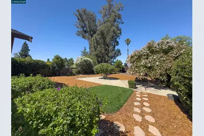 1759 Elm Rd, Concord, CA 94519 - Photo 20
