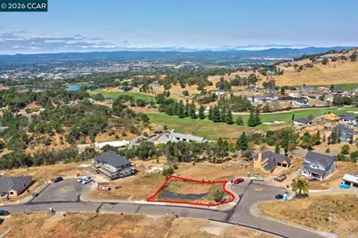 3567 Fir Hollow Ct, Santa Rosa, CA 95403 - Photo 2
