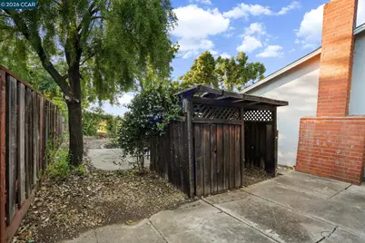 1842 Woodsdale Ct, Concord, CA 94521 - Photo 22