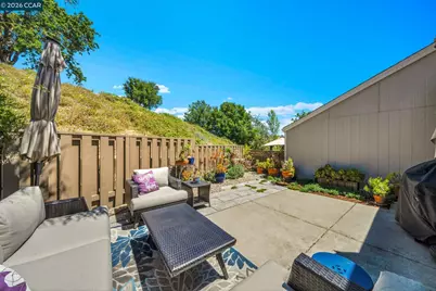 6450 Viewpoint Ct, Martinez, CA 94553 - Photo 38