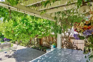 2056 Santa Clara Ave, Alameda, CA 94501 - Photo 24