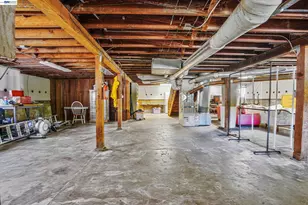 2056 Santa Clara Ave, Alameda, CA 94501 - Photo 58