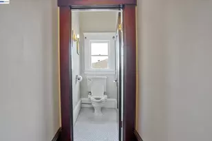 2056 Santa Clara Ave, Alameda, CA 94501 - Photo 44