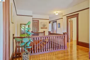 2056 Santa Clara Ave, Alameda, CA 94501 - Photo 48