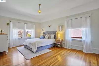 2056 Santa Clara Ave, Alameda, CA 94501 - Photo 50