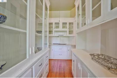 2056 Santa Clara Ave, Alameda, CA 94501 - Photo 12