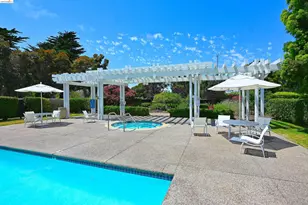 58 Marina Lakes Dr, Richmond, CA 94804 - Photo 36