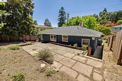 18926 Walnut Rd, Castro Valley, CA 94546 - Photo 32