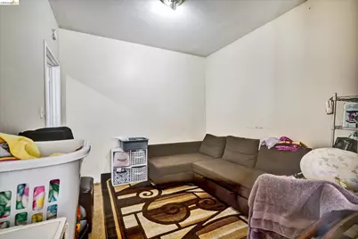 1390 Highland Blvd, Hayward, CA 94542 - Photo 16