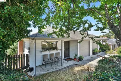 1390 Highland Blvd, Hayward, CA 94542 - Photo 10