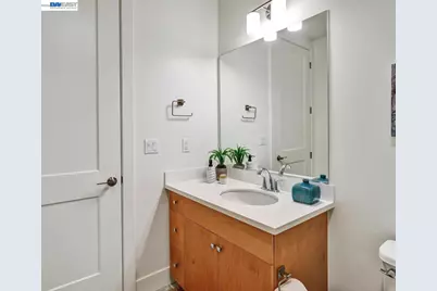 1749 Kilowatt Way #302, Fremont, CA 94539 - Photo 26