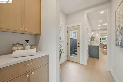 1009 Addison St, Berkeley, CA 94710 - Photo 40