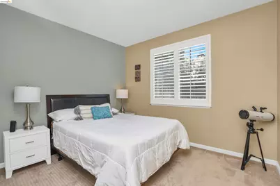 2174 Newton Dr, Brentwood, CA 94513 - Photo 18