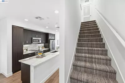 931 Edy Ln, Oakland, CA 94607 - Photo 20
