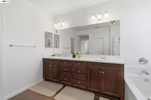 2126 Grapevine Dr, Livingston, CA 95334 - Photo 34
