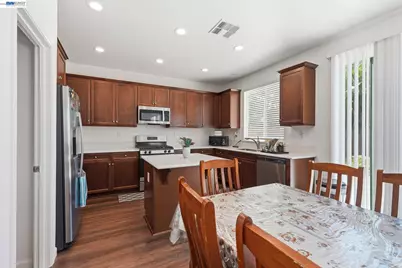 2126 Grapevine Dr, Livingston, CA 95334 - Photo 14