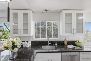 1025 Pinehurst Ct, Concord, CA 94521 - Photo 18