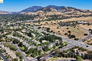 1025 Pinehurst Ct, Concord, CA 94521 - Photo 50
