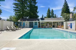 90 Glenwood, Hercules, CA 94547 - Photo 32