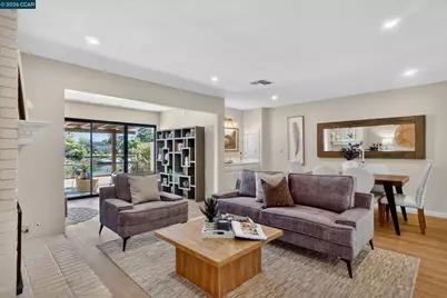 897 Marina Dr, Napa, CA 94559 - Photo 10