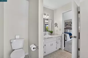 897 Marina Dr, Napa, CA 94559 - Photo 38