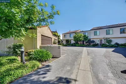 897 Marina Dr, Napa, CA 94559 - Photo 56
