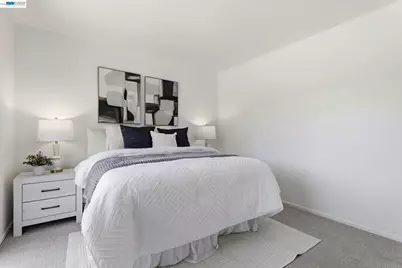 7359-7361 Glenoaks Way, Dublin, CA 94568 - Photo 18