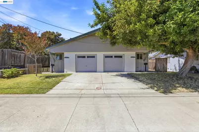 7359-7361 Glenoaks Way, Dublin, CA 94568 - Photo 2