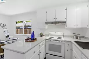 7359-7361 Glenoaks Way, Dublin, CA 94568 - Photo 14