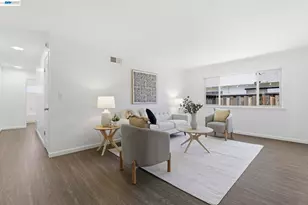 7359-7361 Glenoaks Way, Dublin, CA 94568 - Photo 8