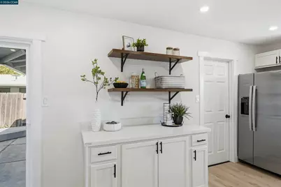 1899 Queens Rd, Concord, CA 94519 - Photo 16