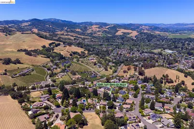 3248 Twin Oaks Dr, Napa, CA 94558 - Photo 52