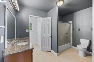 1828 Rosedale Ave, Oakland, CA 94601 - Photo 26